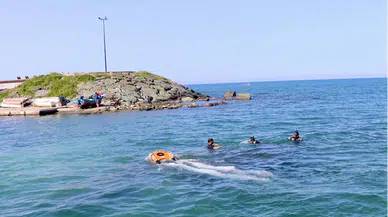 Trabzon'da ortaokul ve lise öğrencilerine boğulmaya müdahale eğitimi verildi