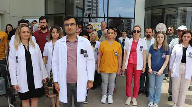 Kastamonu'da doktorlar, Sinop'taki trafik kazasında ölen meslektaşlarını andı