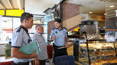 Karşıyaka Belediyesi ekiplerinden bayram mesaisi