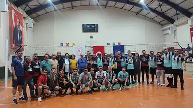 Yeniçağa'da kurumlar arası voleybol turnuvası düzenlendi