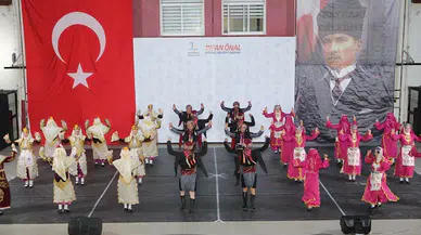 BASAMAK Halk Oyunları kursiyerlerinden yıl sonu gösterisi