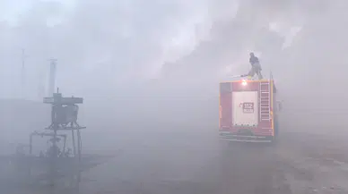 Mardin’de petrol kuyusu çevresinde çıkan ot yangını endişe yarattı