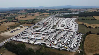 Hamzabeyli Sınır Kapısı'nda TIR park kapasitesi, 1350 araca çıkarıldı