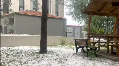 Ankara'da dolu ve sağanak etkili oldu