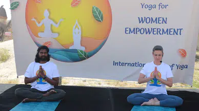 Hindistan'ın Ankara Büyükelçiliği'nden Kapadokya'da 'yoga' etkinliği