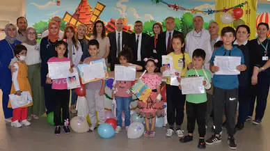 Karnelerini tedavi gördükleri hastanede aldılar 