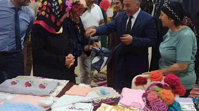 Çaykara'da atık malzemelerden hazırlanan kıyafetler sergilendi