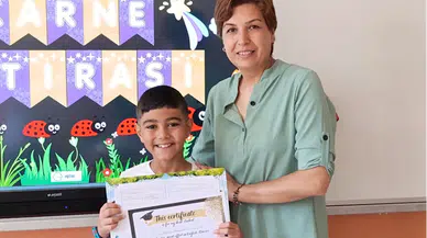 Amasya'da 56 binden fazla öğrenci karne heyecanı yaşadı