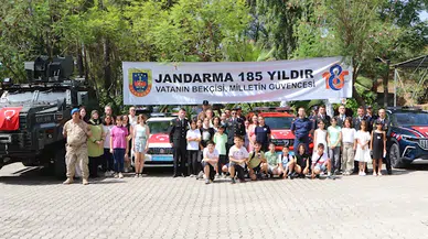 Jandarmadan çocuklara 185'inci yıl hediyesi