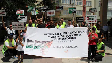 Malatya'da karnelerini alan liseliler, İsrail'i protesto etti