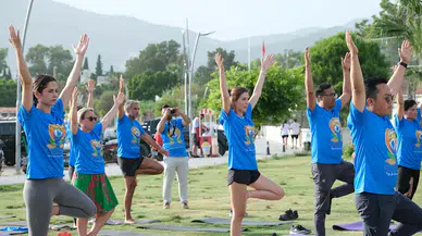 Bodrum'da Uluslararası Yoga Günü Etkinliği