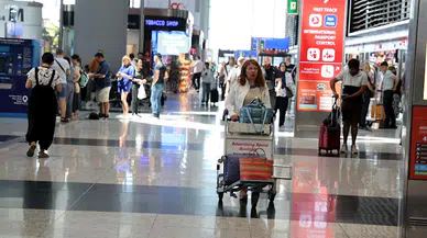 İstanbul - İstanbul Havalimanı'nda bayram yoğunluğu 