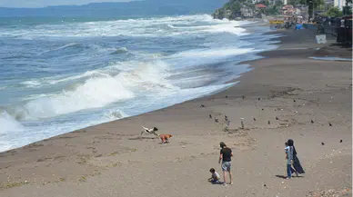 Sakarya ve Düzce'de denize girmek yasaklandı