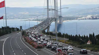 Osmangazi Köprüsü'nde bayram trafiği yoğunluğu/Ek fotoğraflar