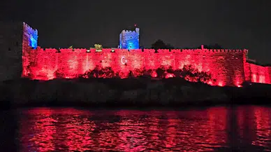 Bodrum Kalesi jandarma renkleriyle aydınlandı