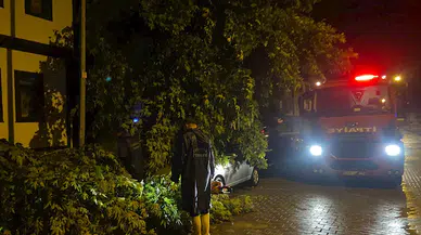 Kastamonu'da şiddetli fırtına etkili oldu