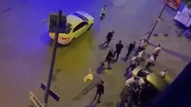 İstanbul - Esenler’de sopa ve demir çubuklu kavga kamerada 