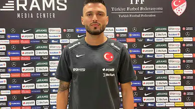 A Milli futbolcu Okay Yokuşlu basın mensuplarına konuştu