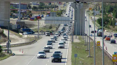 'Kilit kavşak' Kırıkkale'de bayram yoğunluğu başladı (2)