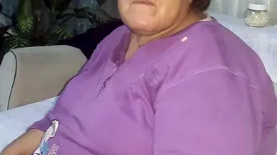 Deprem korkusu nedeniyle ölen halasının kabrini ziyaret etti: Kurbanı kestiğimde, ilk eti ona götürürdüm 