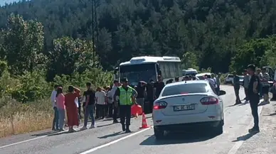 Karabük'te otobüsün altında kalan motosikletli öldü