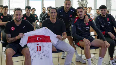 Hollandalı hakem Gözübüyük'ten A Milli Takım'a sunum