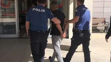 Araç hırsızlığından aranan kişi alkollü ve ehliyetsiz araç kullanırken yakalandı