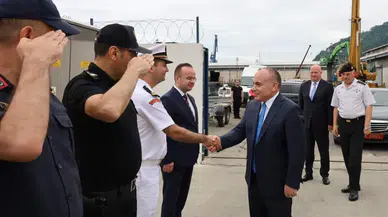 Vali Ünsal, Mavi Vatan’ın Kahramanlarıyla Bayramlaştı