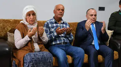 Artvin Valisi Cengiz Ünsal'dan Şehit Ailesine Bayram Ziyareti