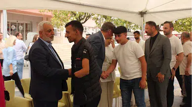 Tekkeköy'de bayramlaşma töreni düzenlendi