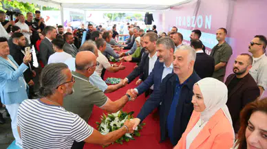 Trabzon'da Bayram Coşkusu: AK Parti İl Başkanlığı, 15 Temmuz Şehitler ve Hürriyet Parkı'nda Buluştu