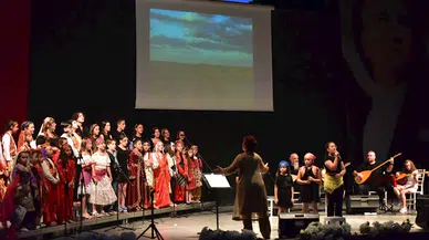 Bornova'da Çocuk Korusu'ndan türkü konseri