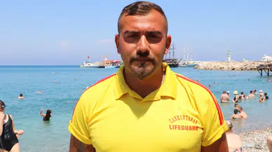 Cankurtaran denizde 5 kişiyi kurtardı, tatilciler 'kahraman' ilan etti