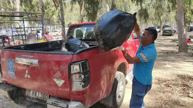 Kuşadası'nda bayram tatitilin ilk 5 gününde 1765 ton atık toplandı