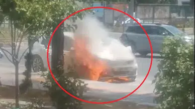 Park halindeki otomobil yandı