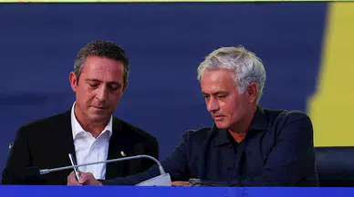 Fenerbahçe’de teknik direktör Jose Mourinho için imza töreni düzenlendi