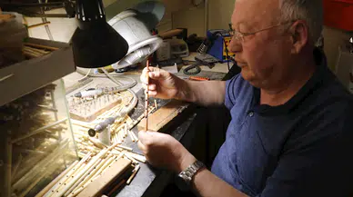 Burdurlu sanatçıdan ahşaptan ilk sipsi