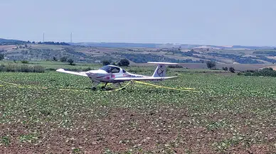 Tekirdağ'da eğitim uçağı, tarlaya zorunlu iniş yaptı