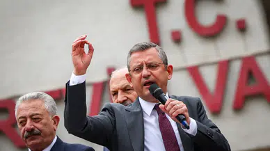 CHP'den Rize'de 'Çay Mitingi': Üreticiler tepki gösterdi, 'Hakkımızı istiyoruz' çağrısı yaptı