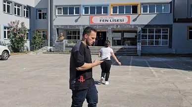 LGS’ye giren Rana kimliğini unuttu, ağabeyi koşarak yetiştirdi