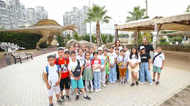 Karşıyaka'da eğitim ve eğlencenin adresi 'Evrensel Çocuk Merkezi'