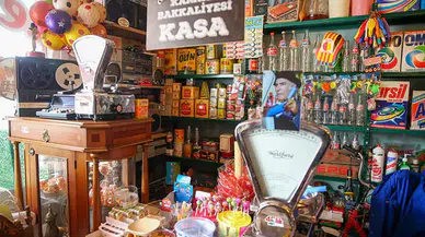 Konya'da mahalle arasındaki nostaljik kafe geçmişe götürüyor!