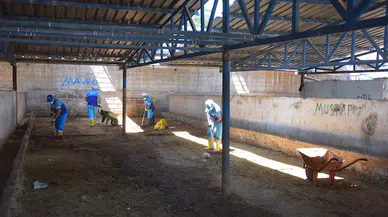 Yıldırım Belediyesi, bayram sonrası 71 mahalleyi temizledi