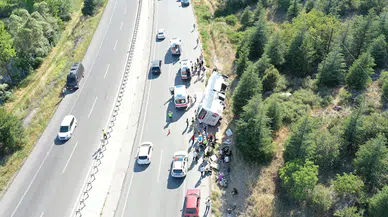 Kütahya’da yolcu otobüsü devrildi; 3 yaralı