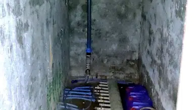 Köyün su deposunu temizlerken gazdan zehirlendiler