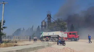 Bursa'da geri dönüşüm tesisinde yangın