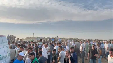 Mardin'deki anız yangınında ölen 2 kişi, toprağa verildi