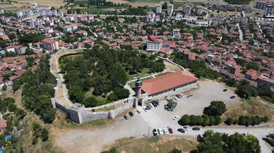 4 bin yıllık Zile Kalesi'ne ziyaretçi akını 