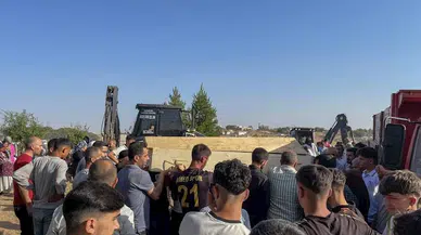 Diyarbakır ve Mardin'de 5 kişinin öldüğü yangında kuzenler, yan yana toprağa verildi