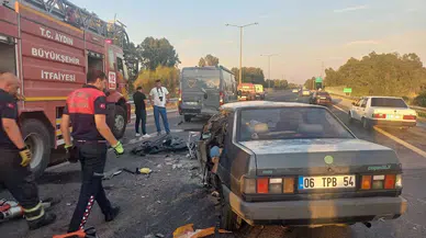 Aydın'da park halindeki minibüse çarpan otomobilin sürücüsü öldü